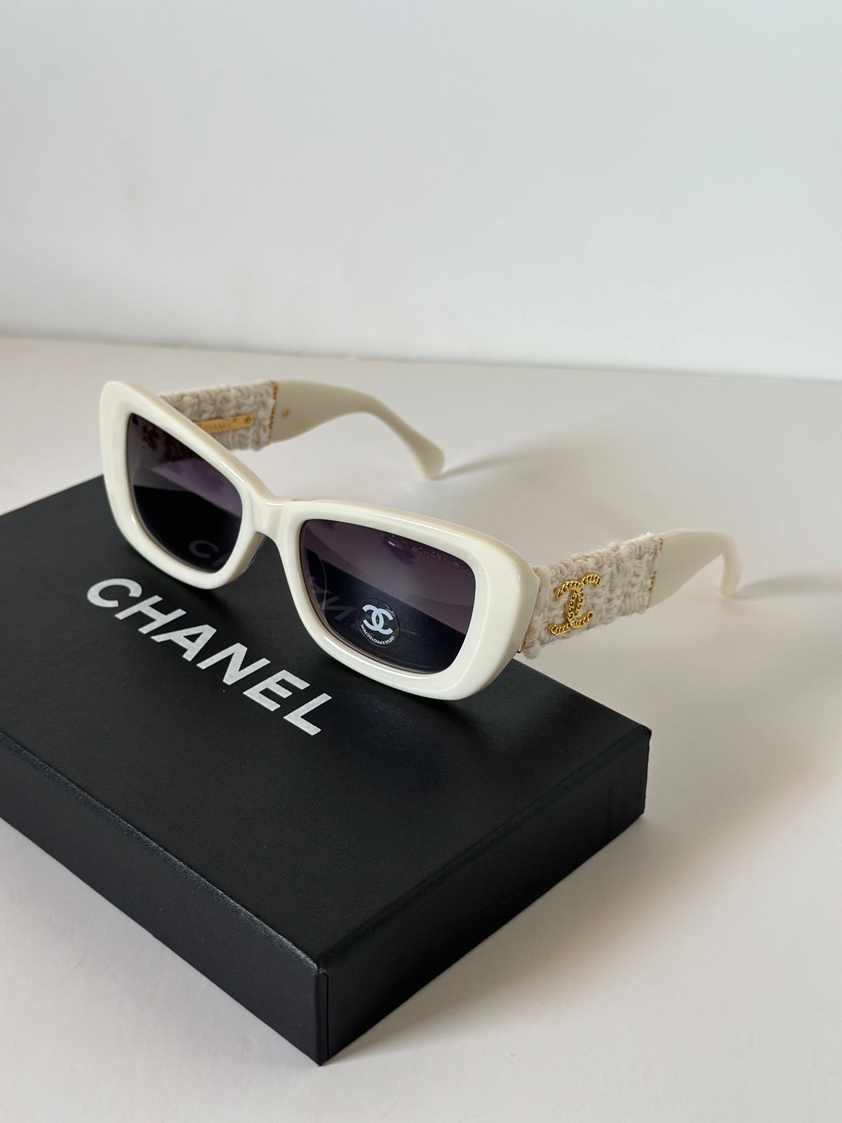 chanel sunglasses women