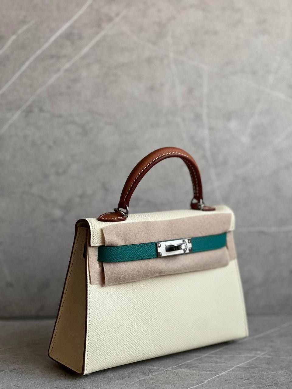 hermes mini kelly