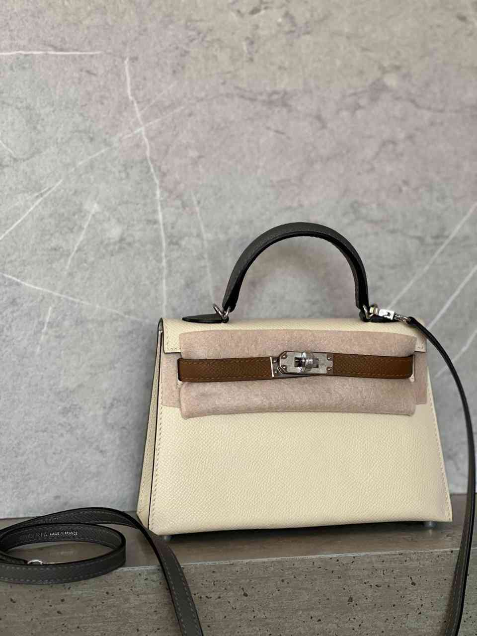hermes mini kelly