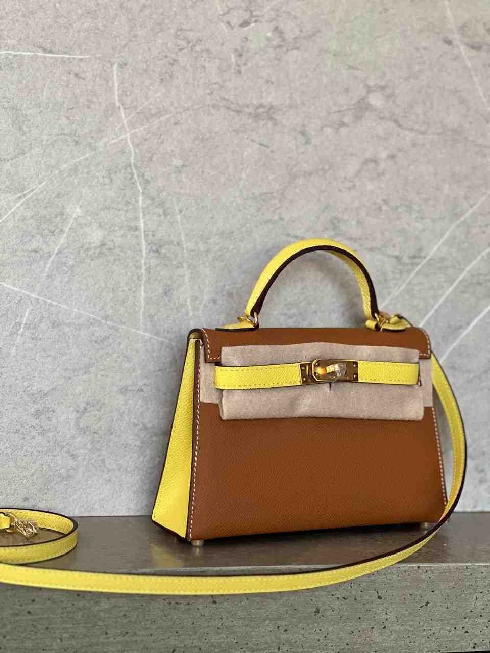 hermes mini kelly
