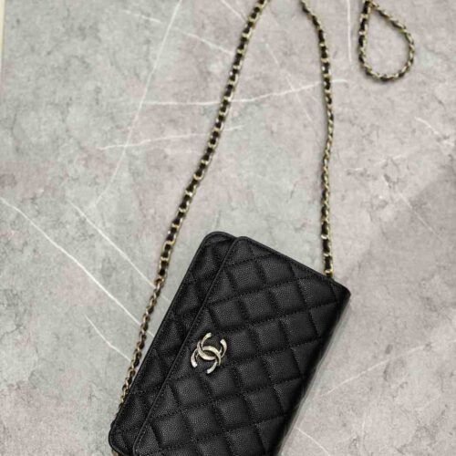 chanel black caviar wallet on chain