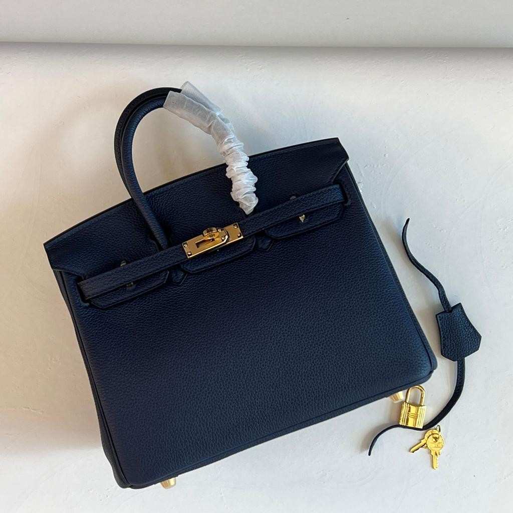 Hermes Birkin 25 Leather Handbag