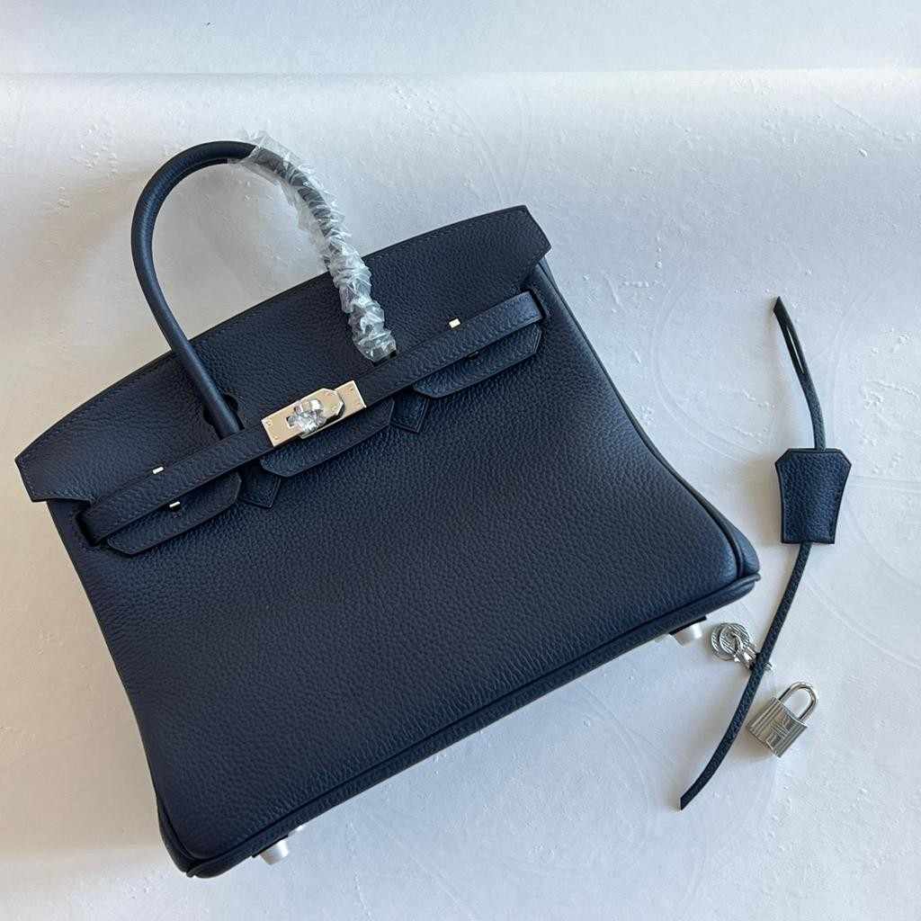 Hermes Birkin 25 Leather Handbag