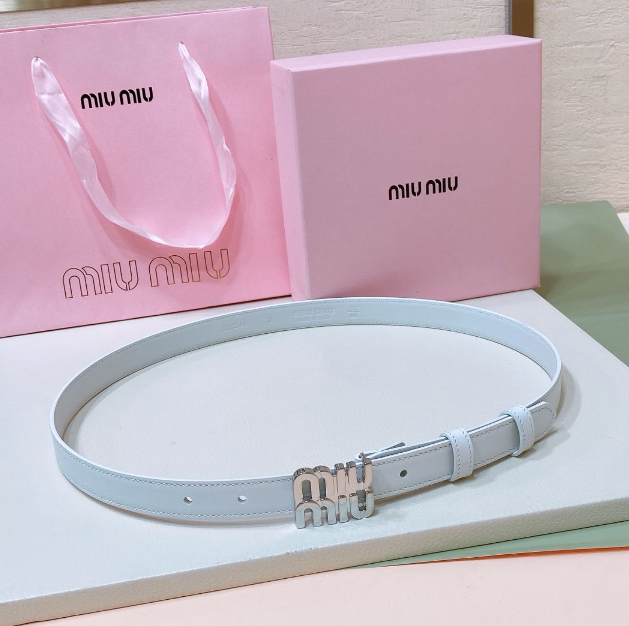 miu miu belt