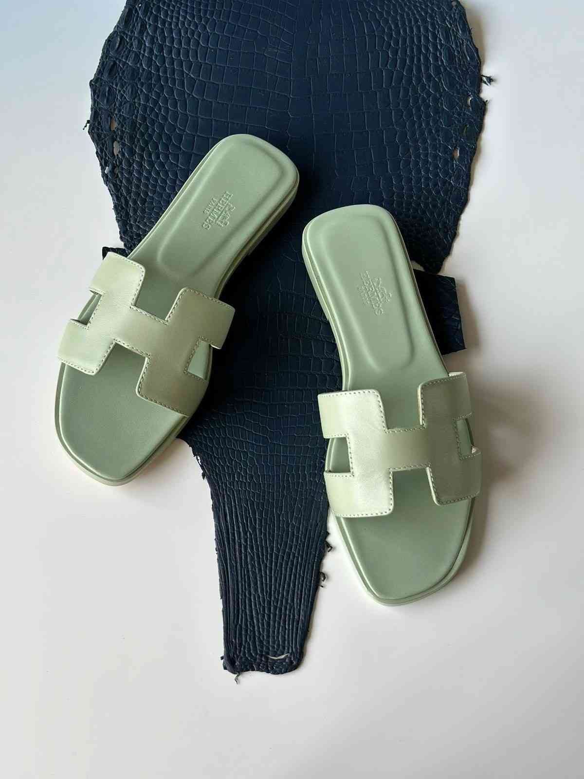 hermes oran sandals