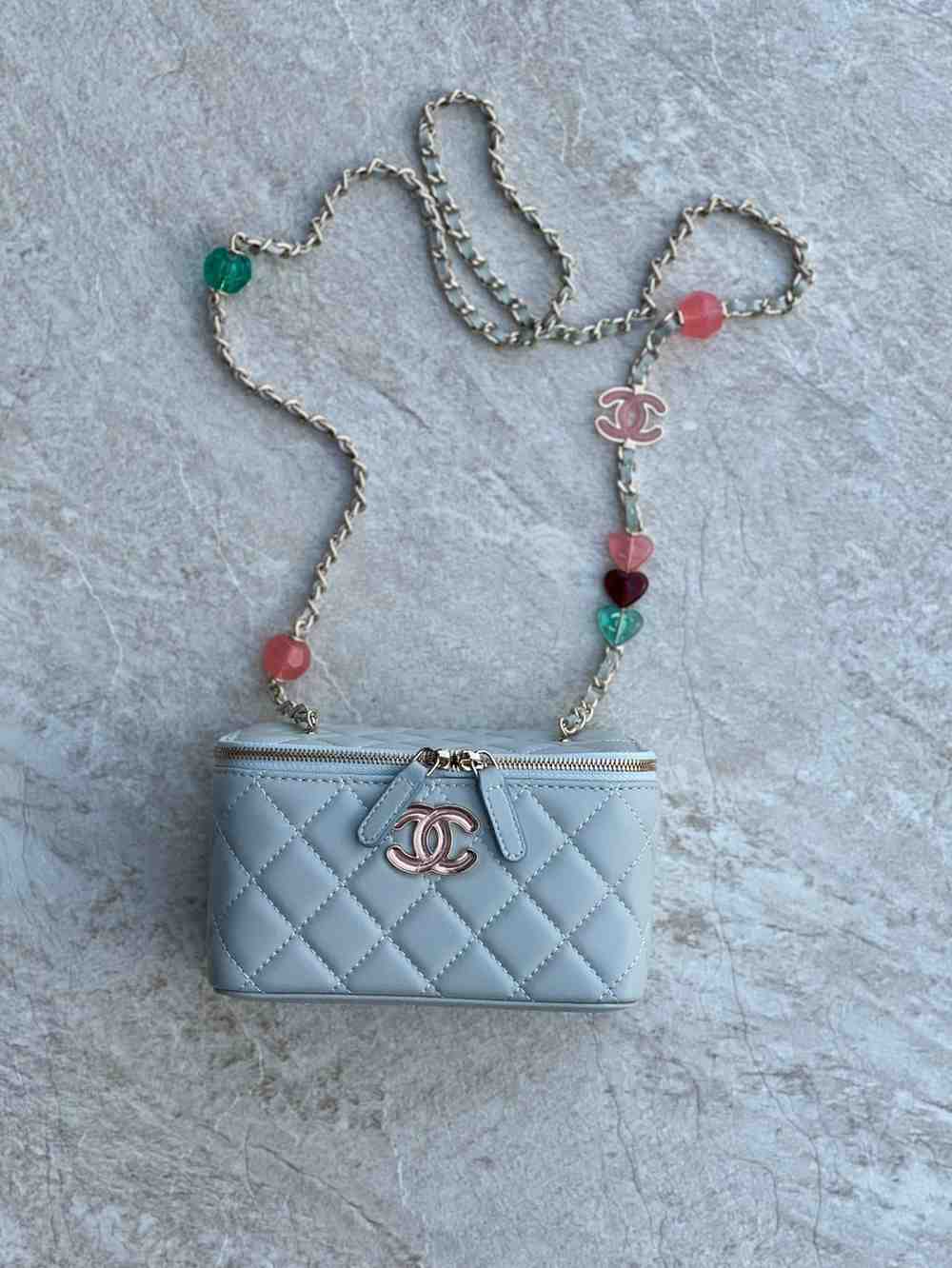 chanel small vanity bag