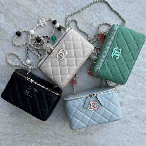 chanel small vanity bag