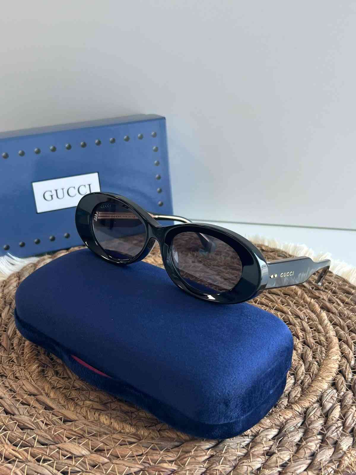 gucci oval frame acetate sunglasses