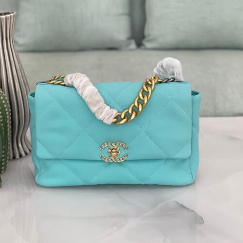 chanel 19 bag
