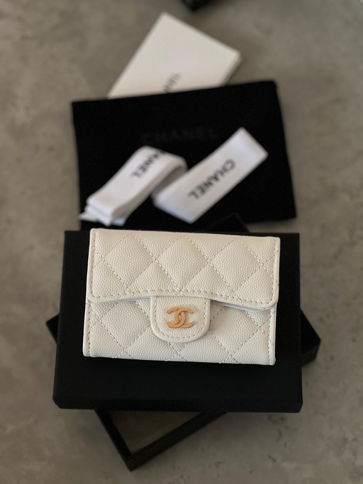 chanel classic flap card holder