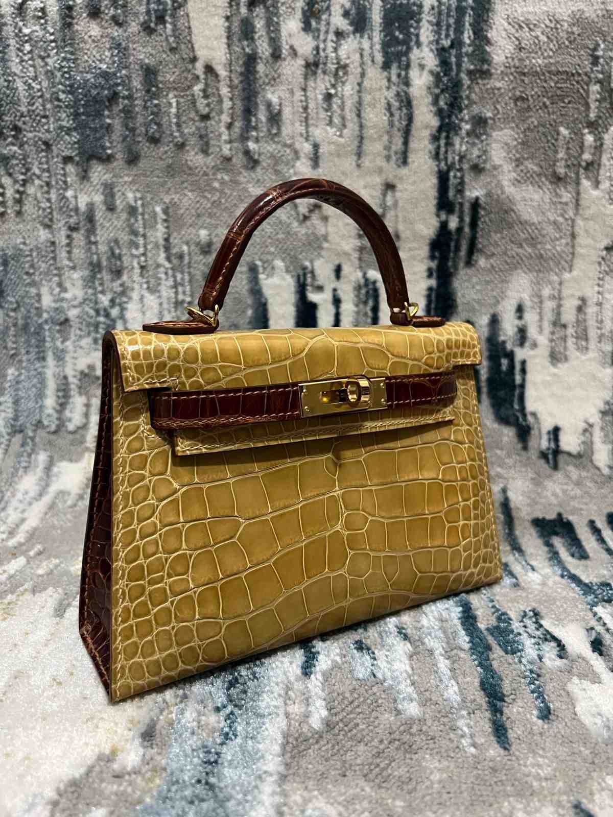 hermes kelly 20 crocodile