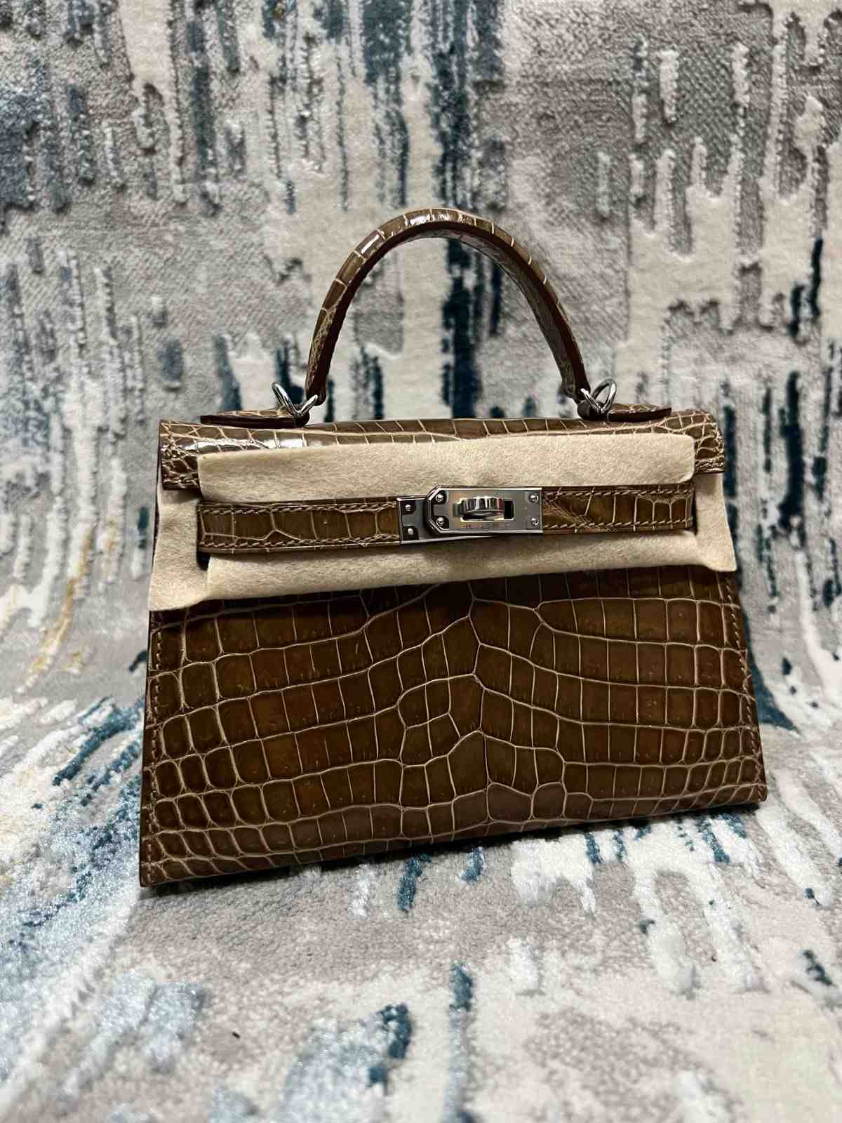 hermes kelly 20 crocodile