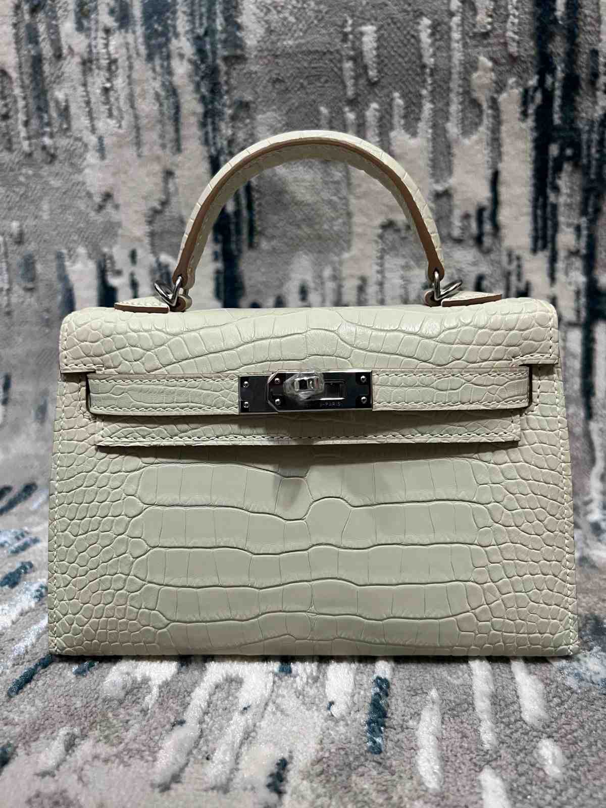 hermes kelly 20 crocodile
