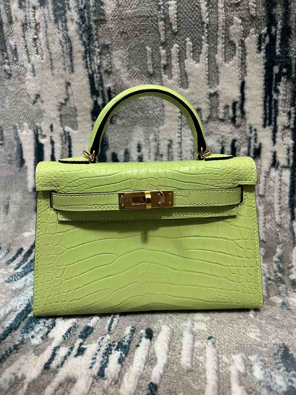 hermes kelly 20 crocodile