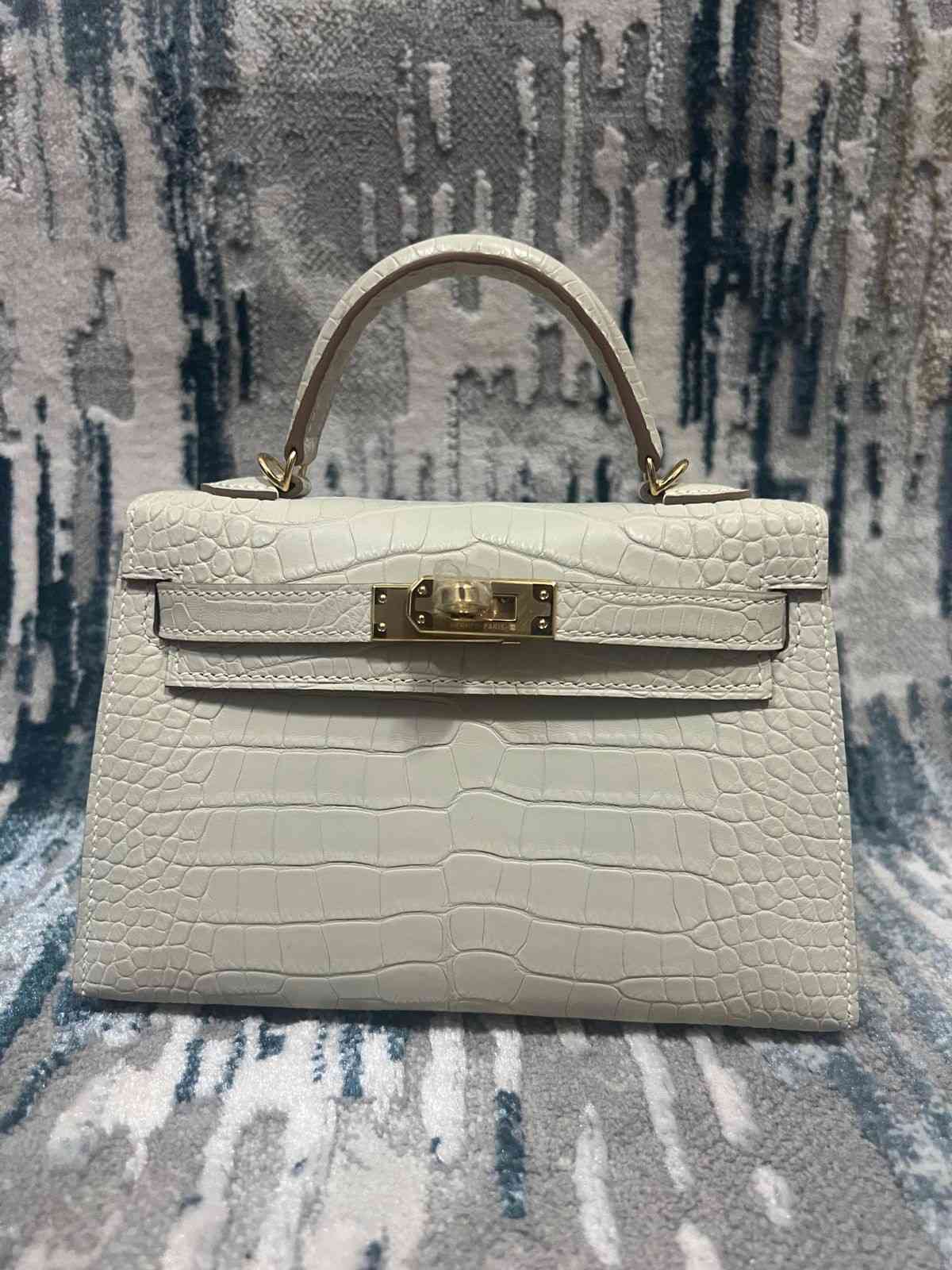 hermes kelly 20 crocodile