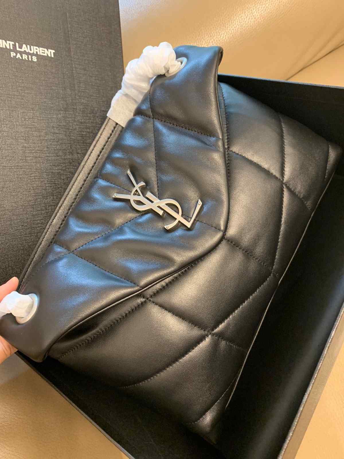 saint laurent puffer bagβ