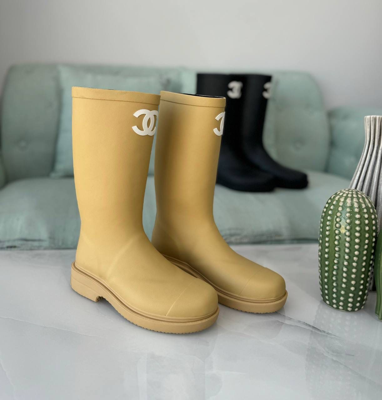 Chanel Caoutchouk CC Rubber Rain Boots - Image 2