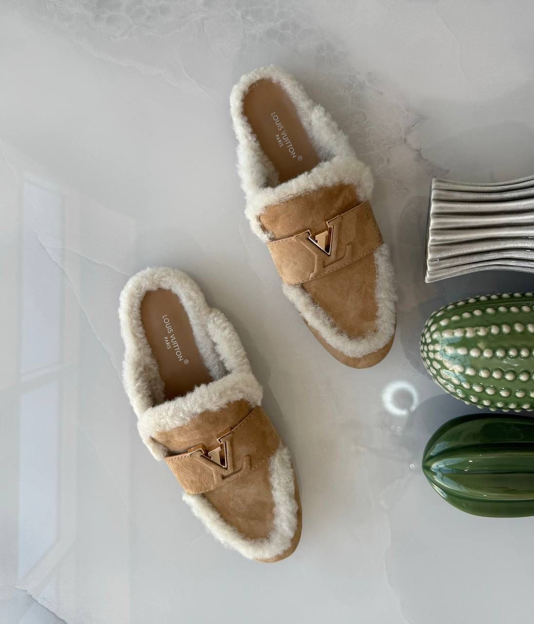 Lv Open Back Shearling Capri