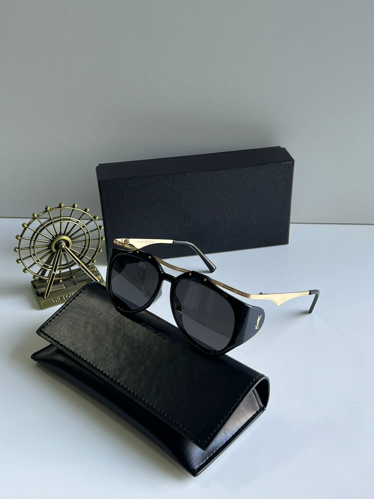 Saint Laurent SL M137 Amelia Sunglasses