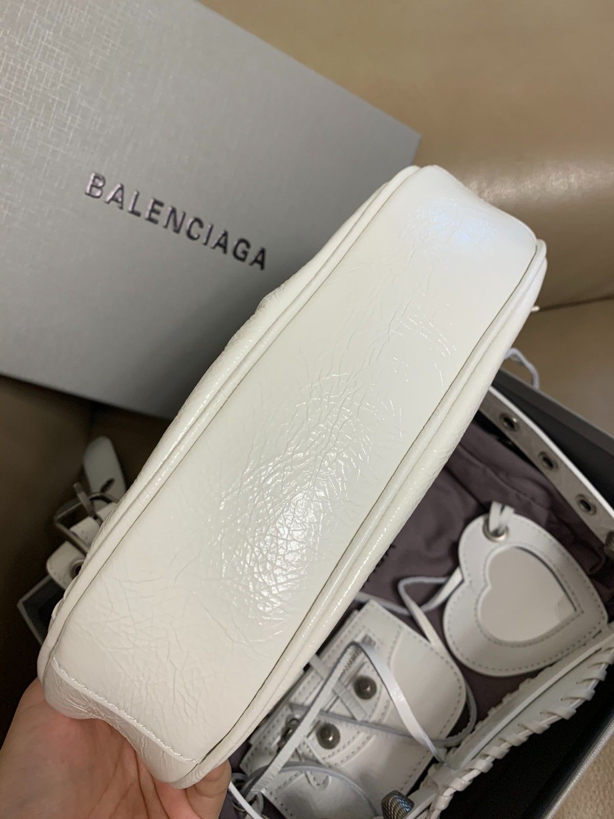 Balenciaga Le Cagole White Shoulder Bag - Image 8