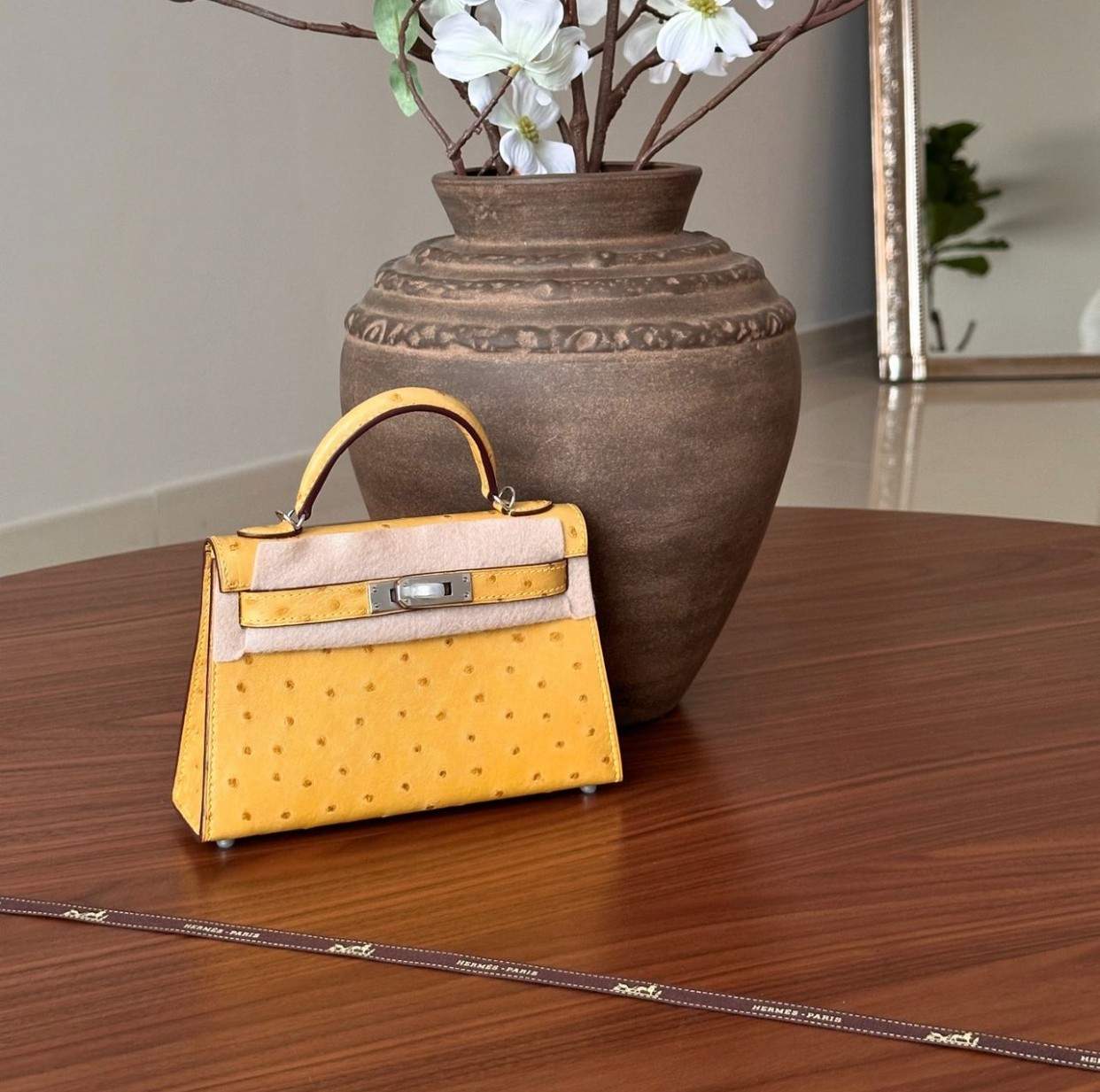 hermes kelly 20 ostrich