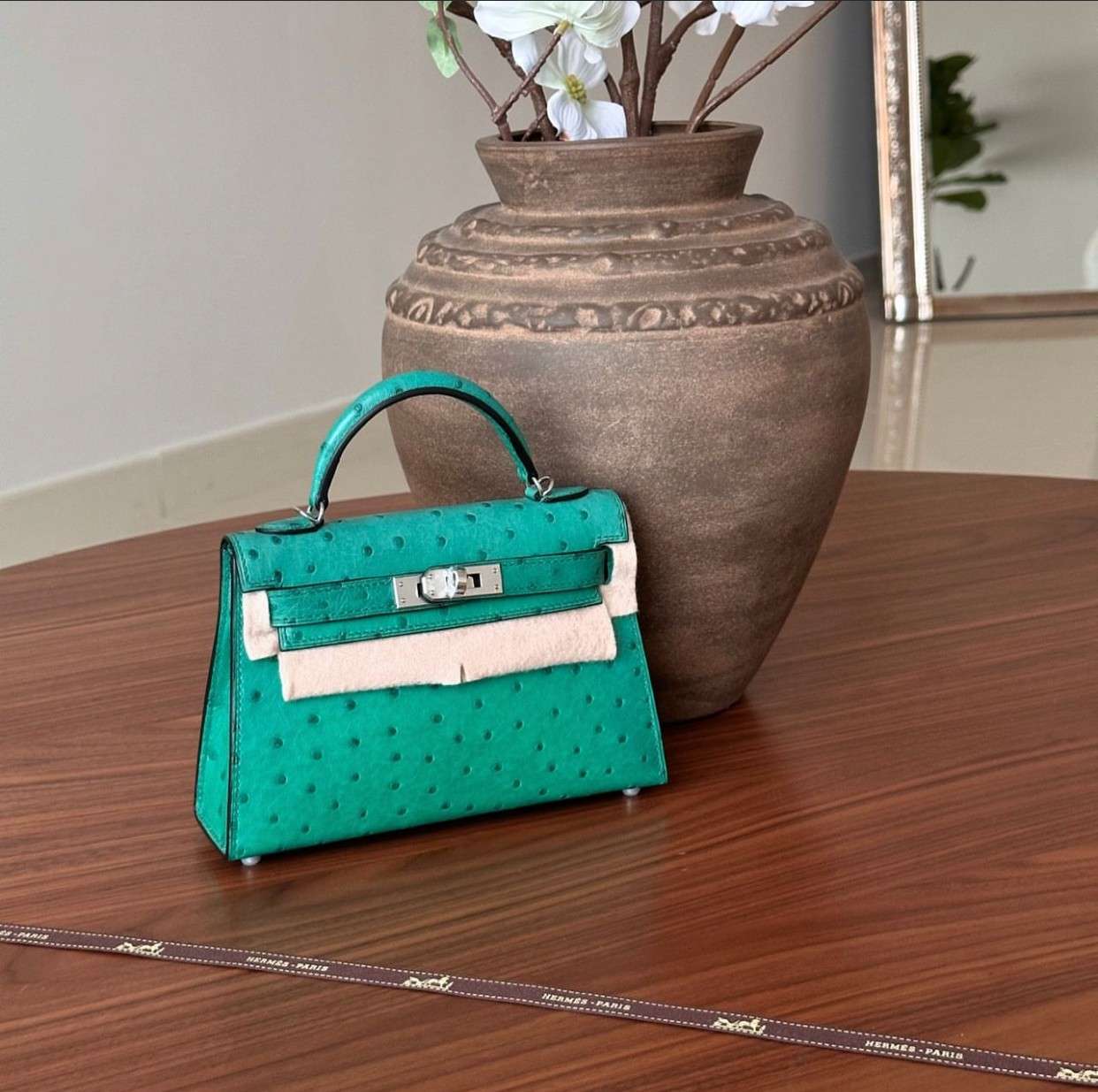 hermes kelly 20 ostrich