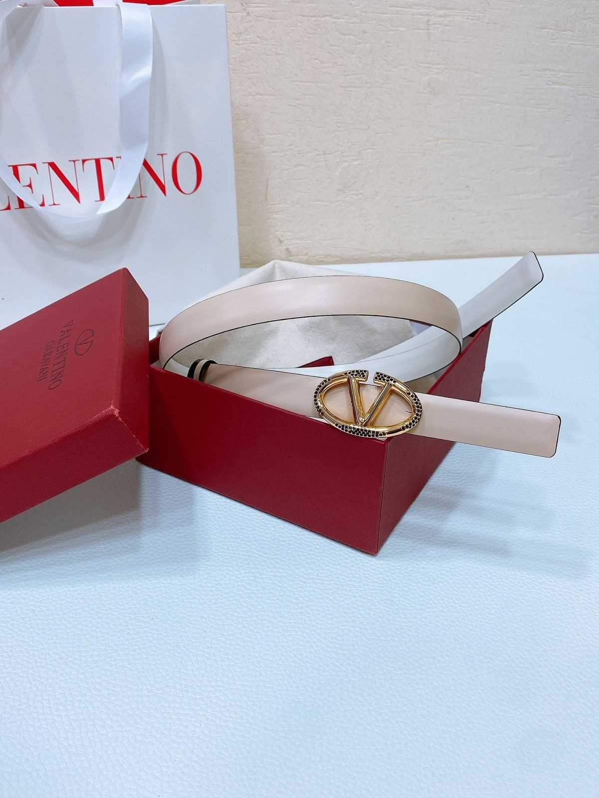 valentino bold edition belt