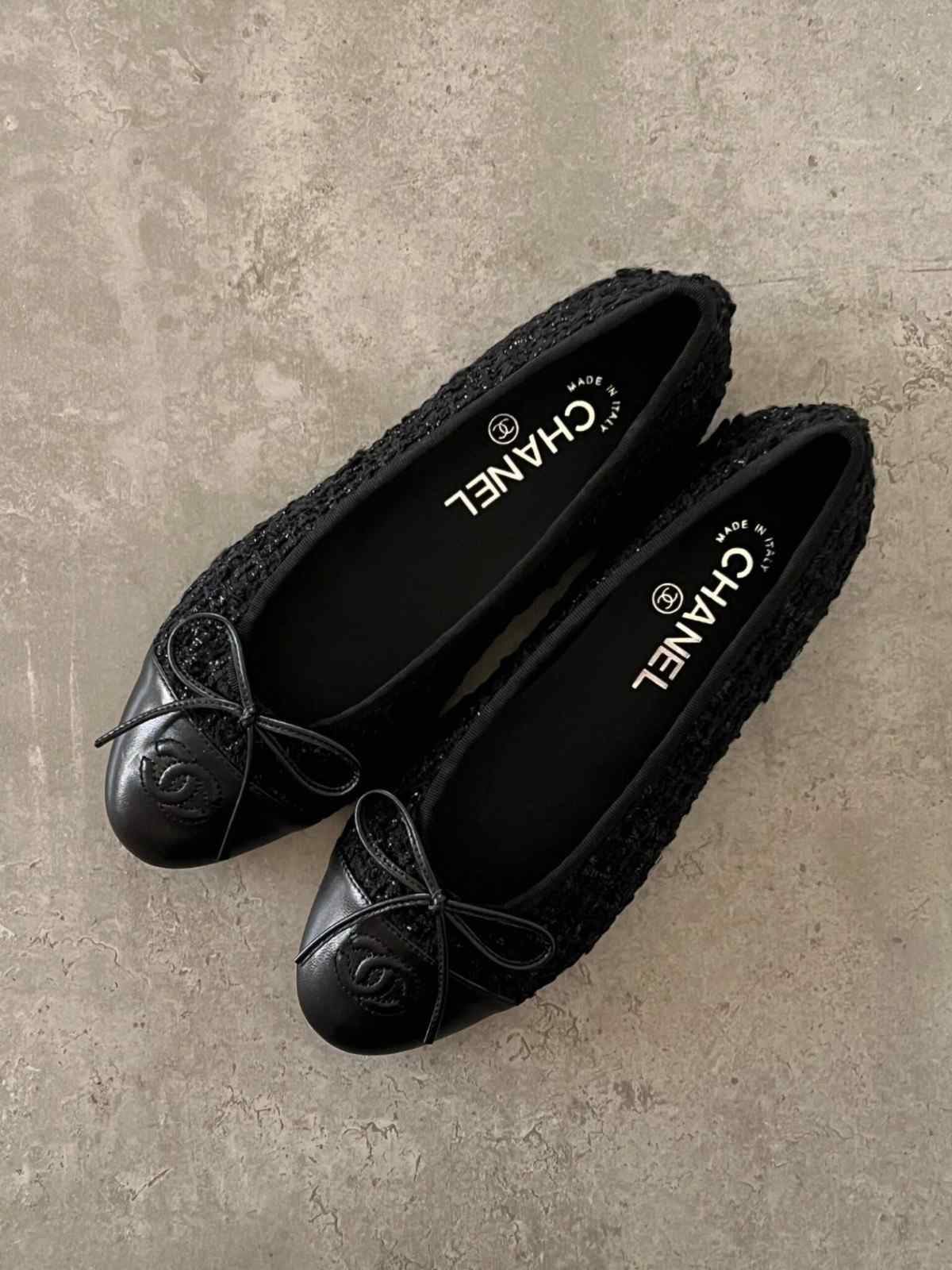 chanel tweed ballet flats black