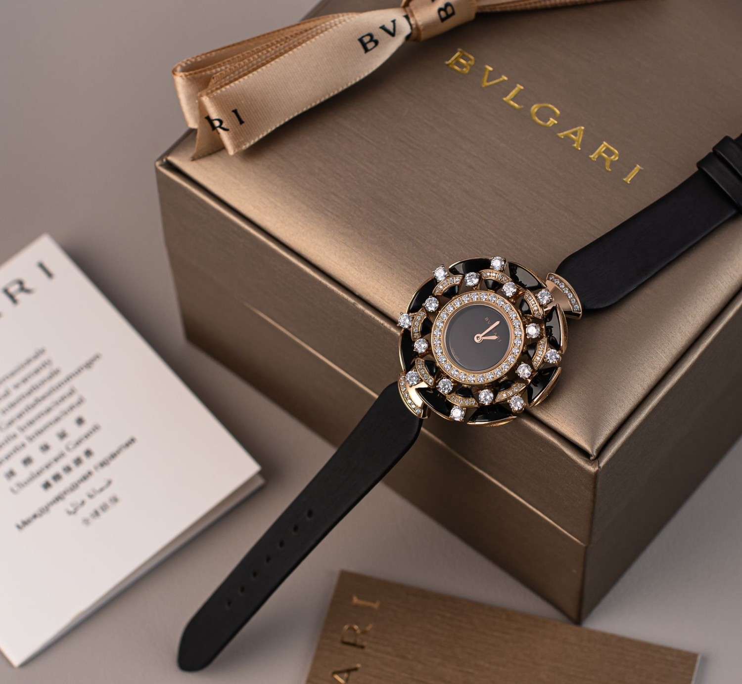 bulgari diva watch black