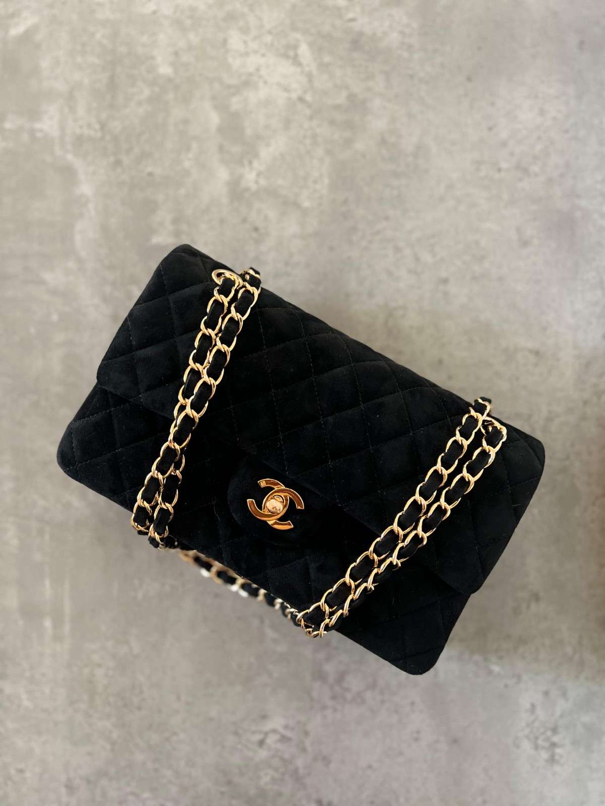 chanel suede bag black