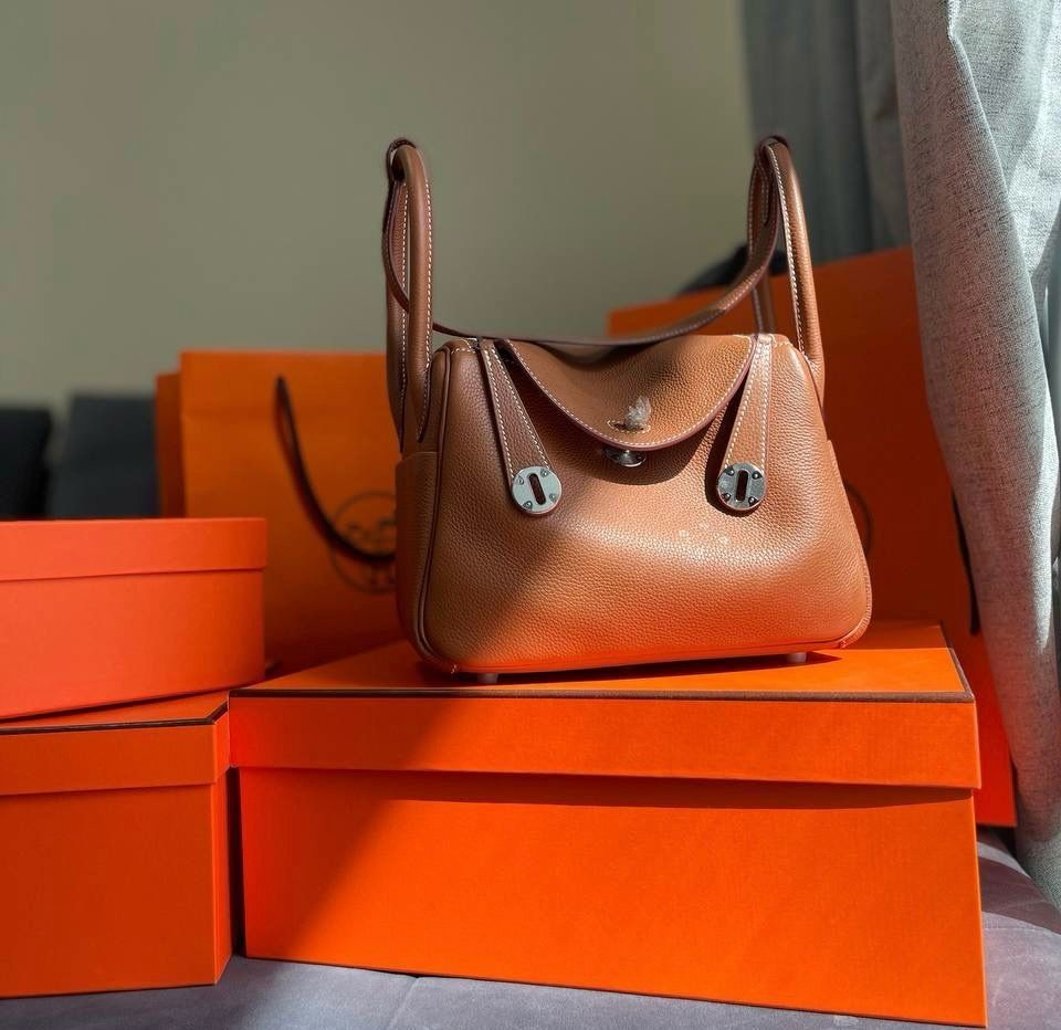 Hermès Mini Lindy Bag Brown