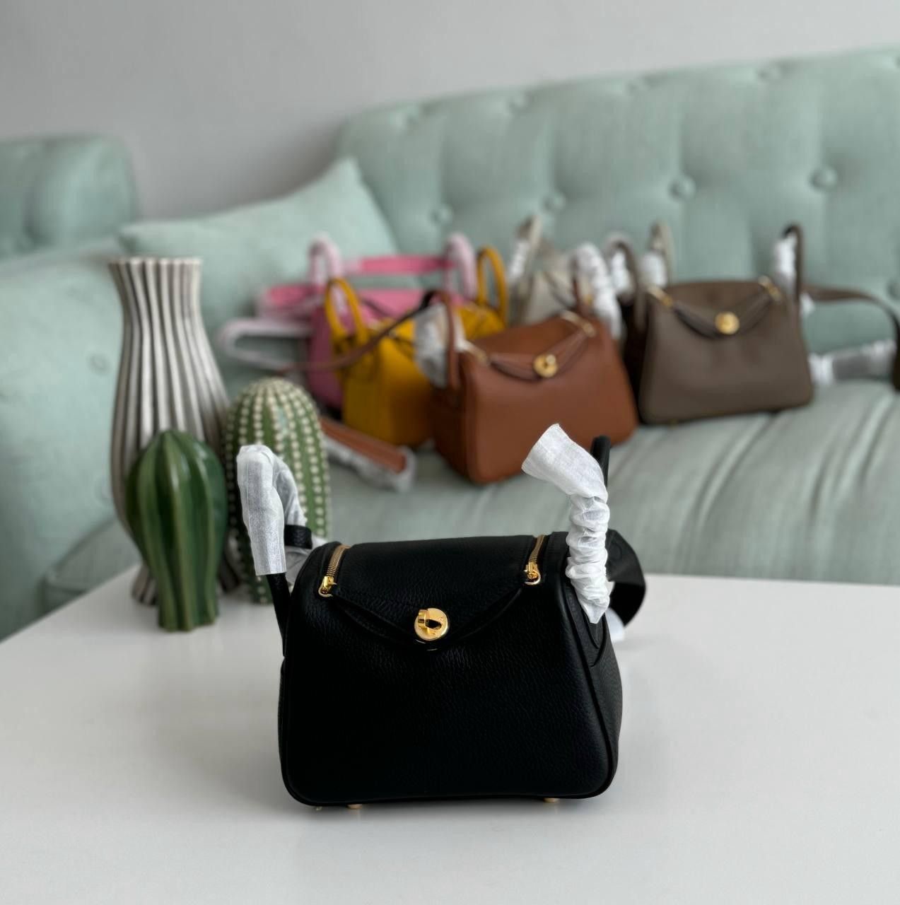 Hermès Mini Lindy Bag Black