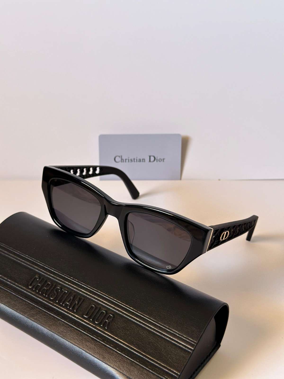 VeryDior S2I Square Sunglasses Black