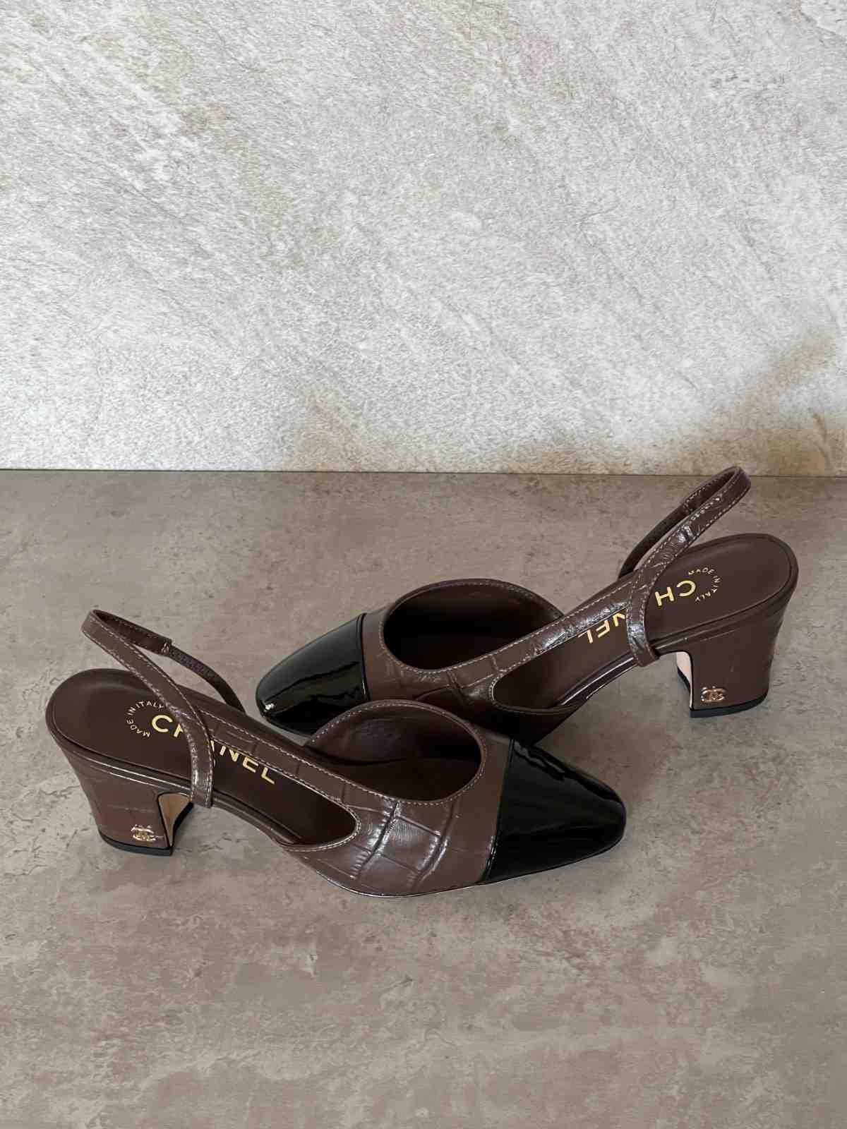 Chanel Leather CC Embossed Slingback Shoes Grey