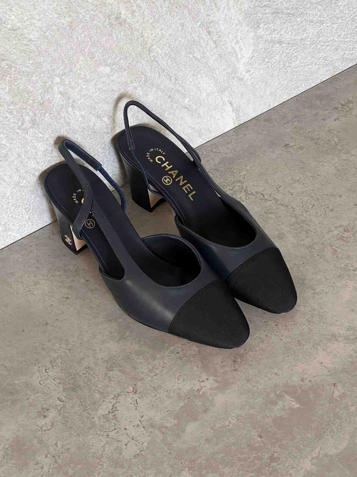 Chanel Leather CC Embossed Slingback Shoes Black