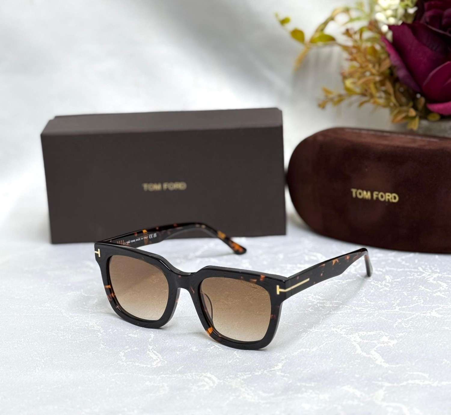 TOM FORD Eyewear Leigh sunglasses tortoiseshell