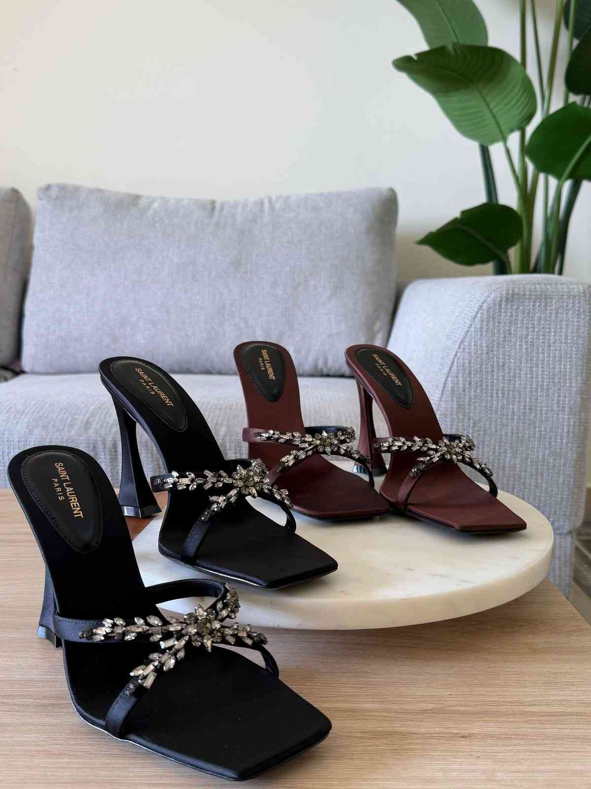 SAINT LAURENT Liz 110 Mule