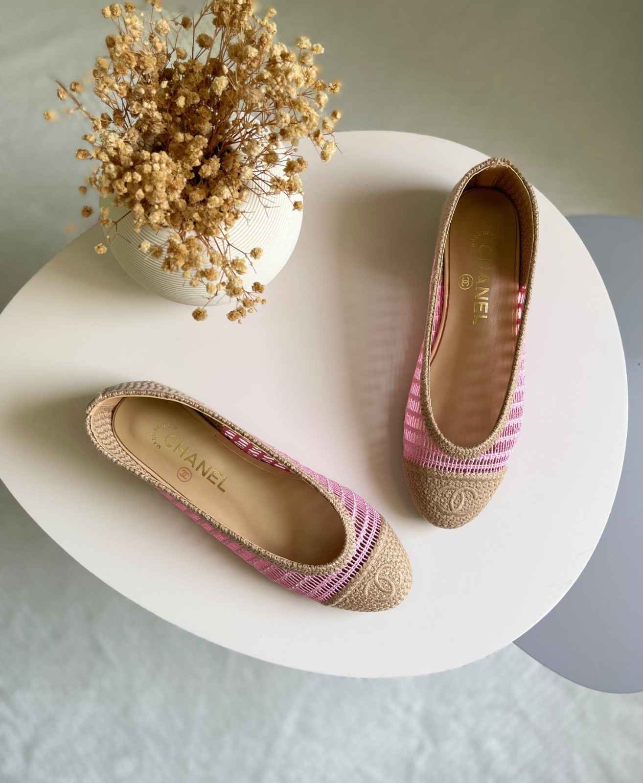 Chanel Raffia Beige Ballet flats Pink