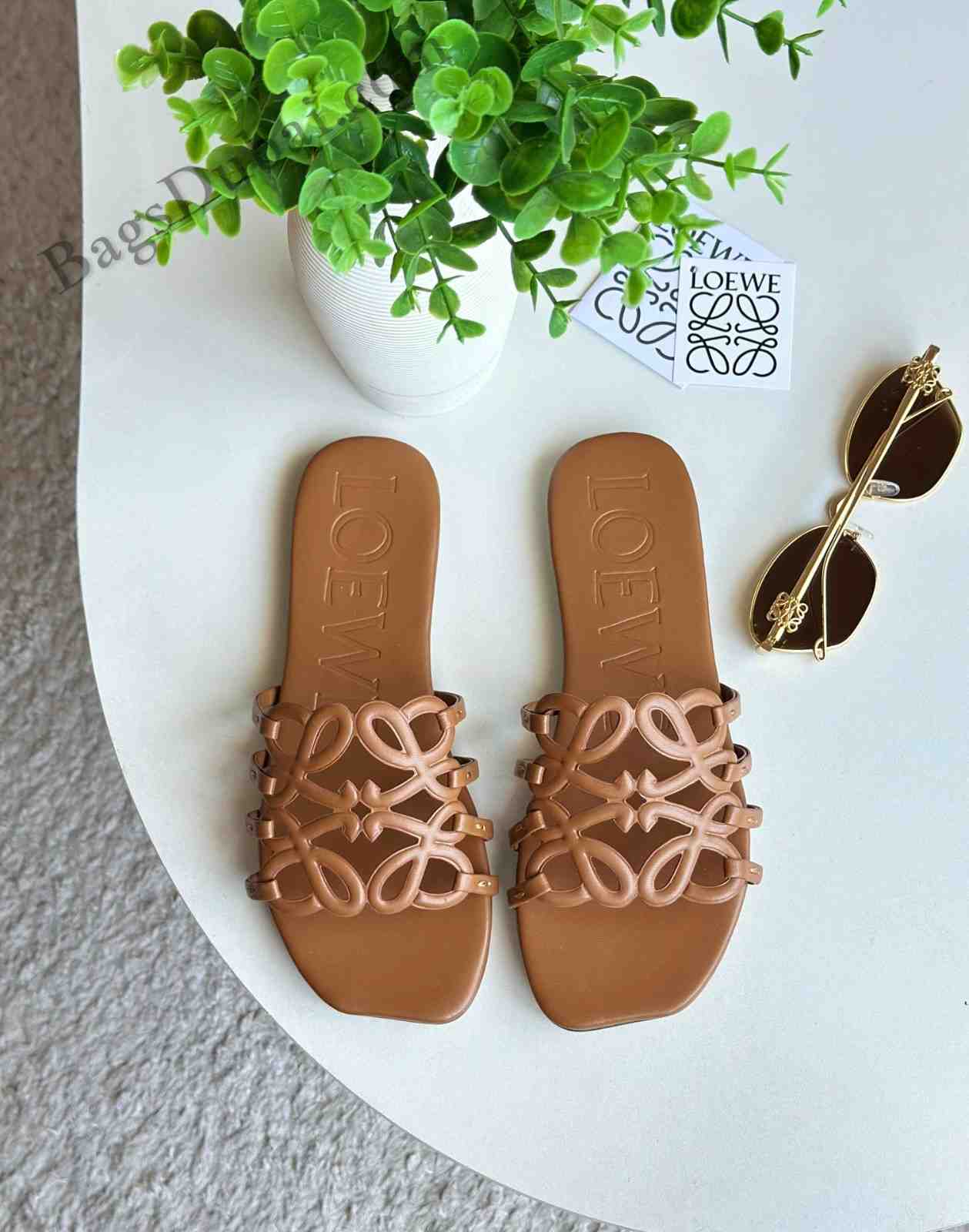 Loewe Sandals Petal Anagram Brown