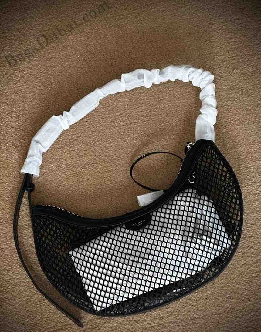 Alaia Bag One Piece Demi Lune Black