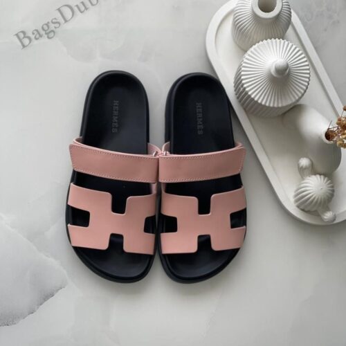 Hermes Chypre Sandals Pink