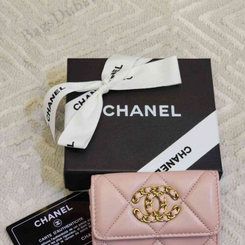Chanel 19 Flap Wallet Pink