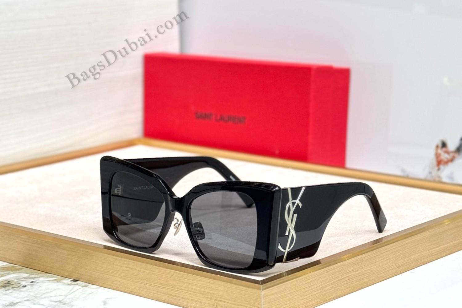 SL M119 Oversized Sunglasses Black