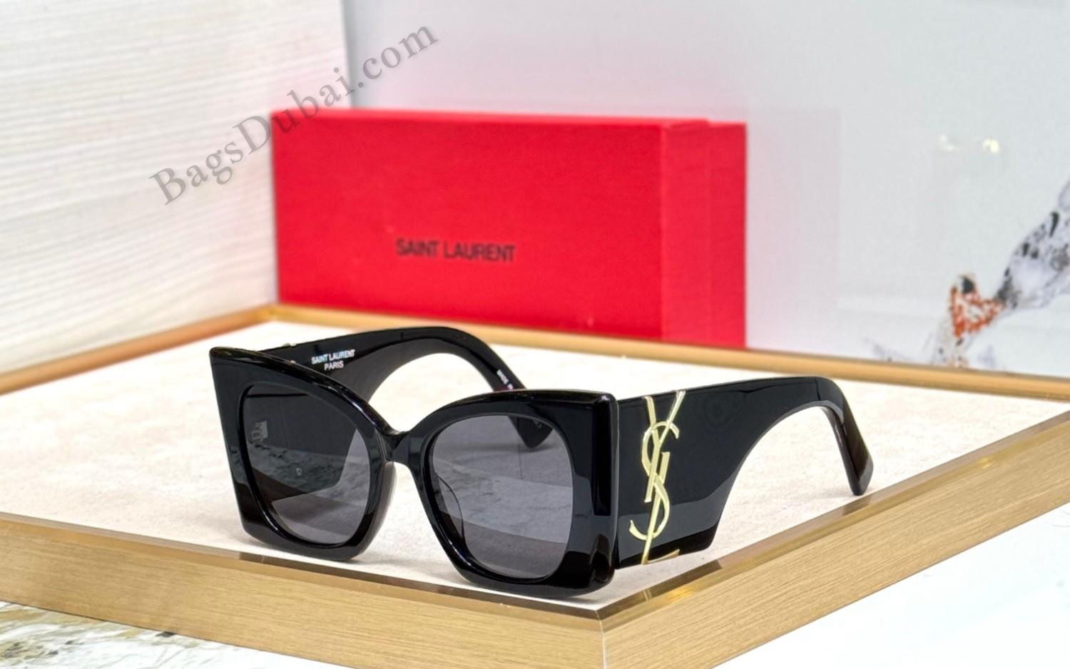 SL M119 Oversized Sunglasses Black