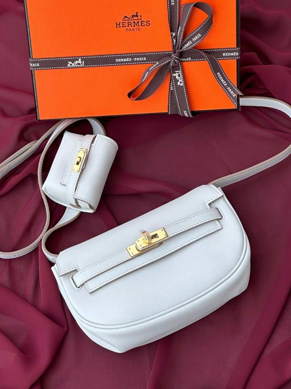 Kelly Bag Move Swift White