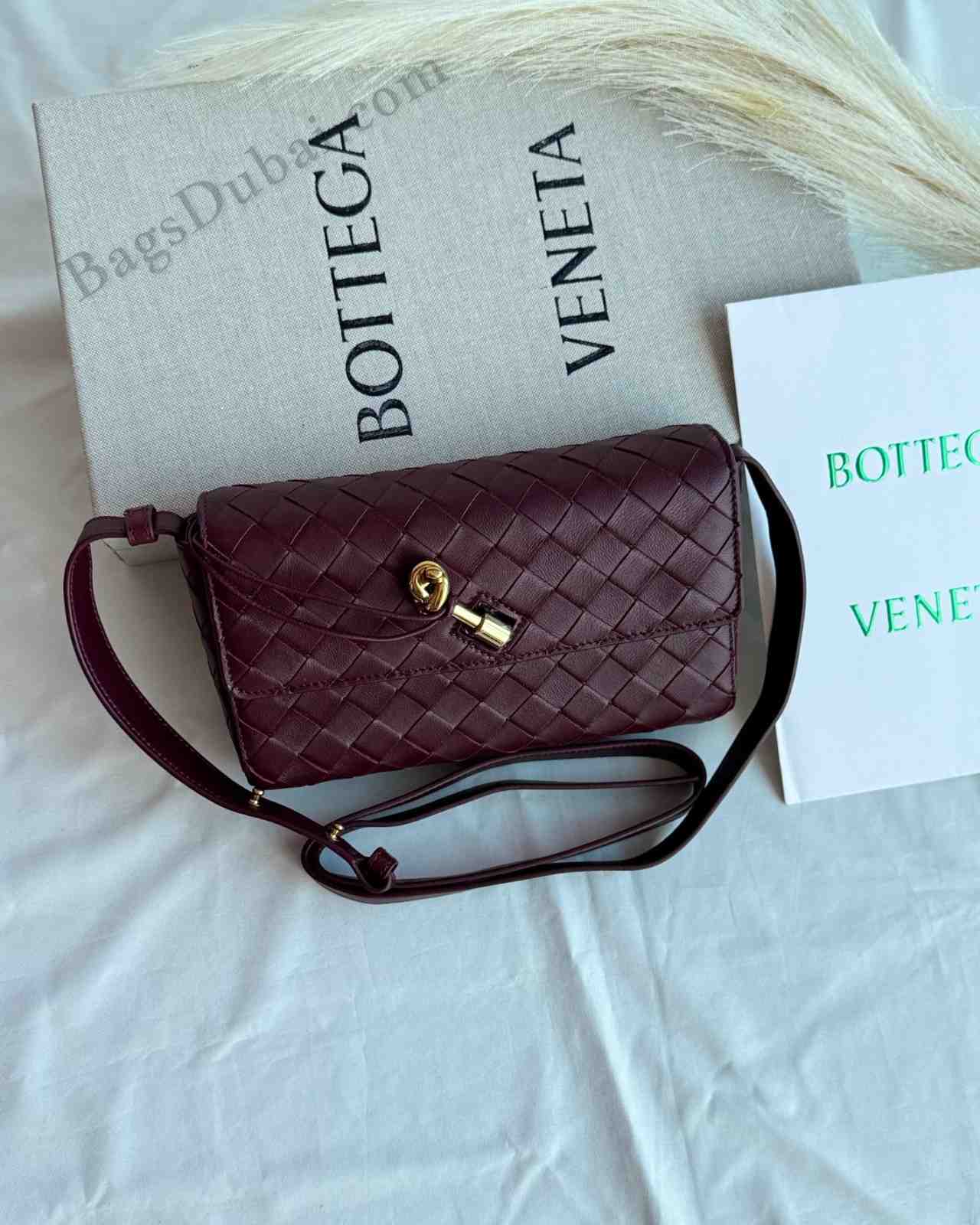 Bottega Veneta Bag Clutch Andiamo Brown