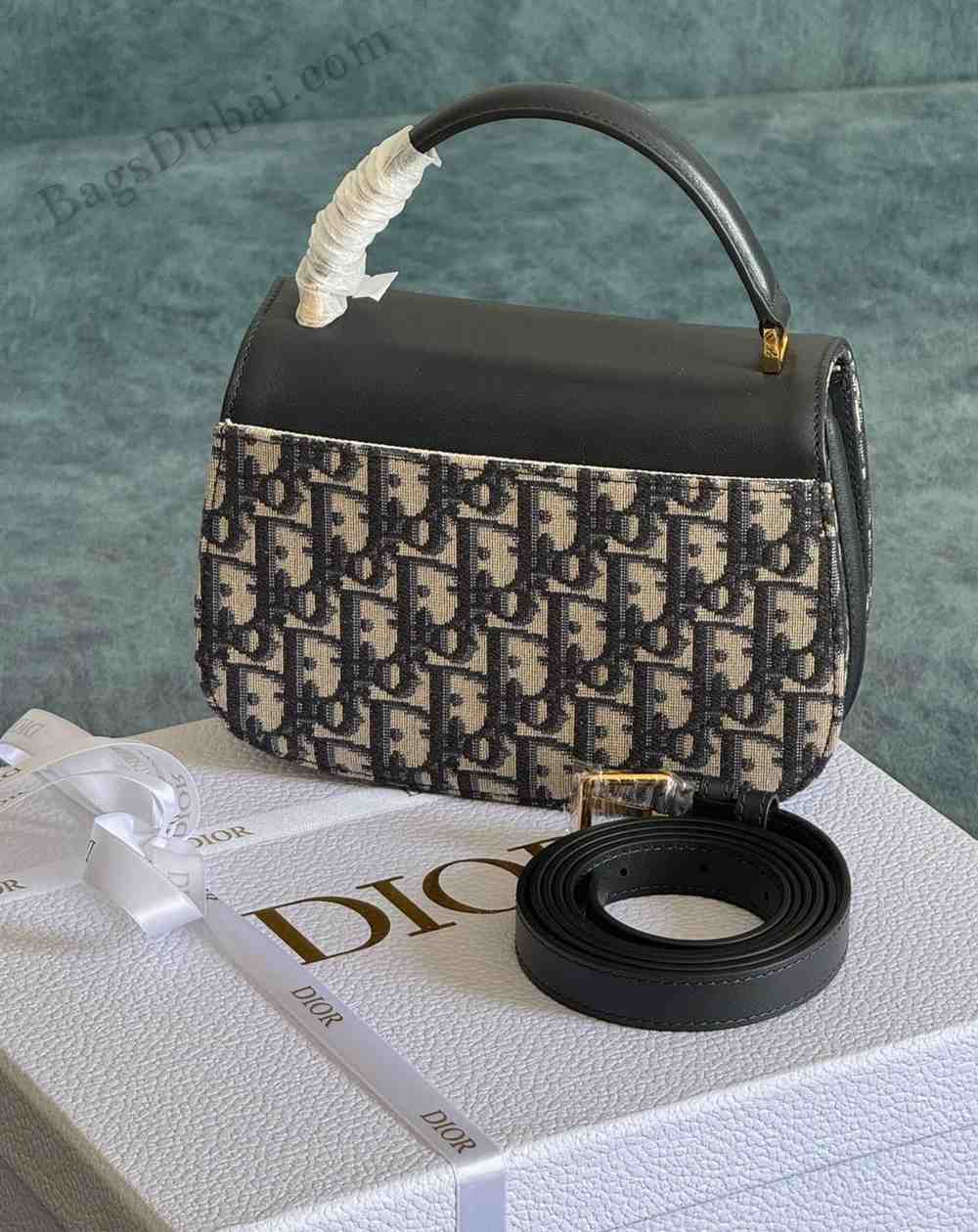 Dior Montaigne 30 Mini Avenue Bag Black