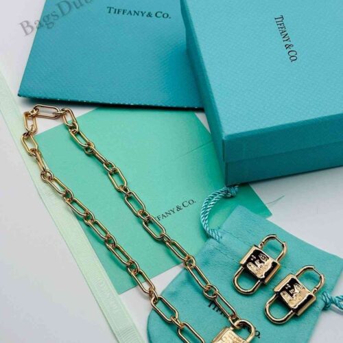 Tiffany & Co. Necklace Double Lock Golden