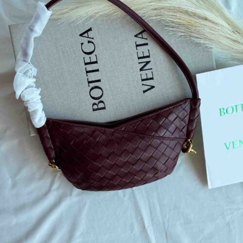 Bottega Veneta Intrecciato Shoulder Bag​ Baby Solstice Red