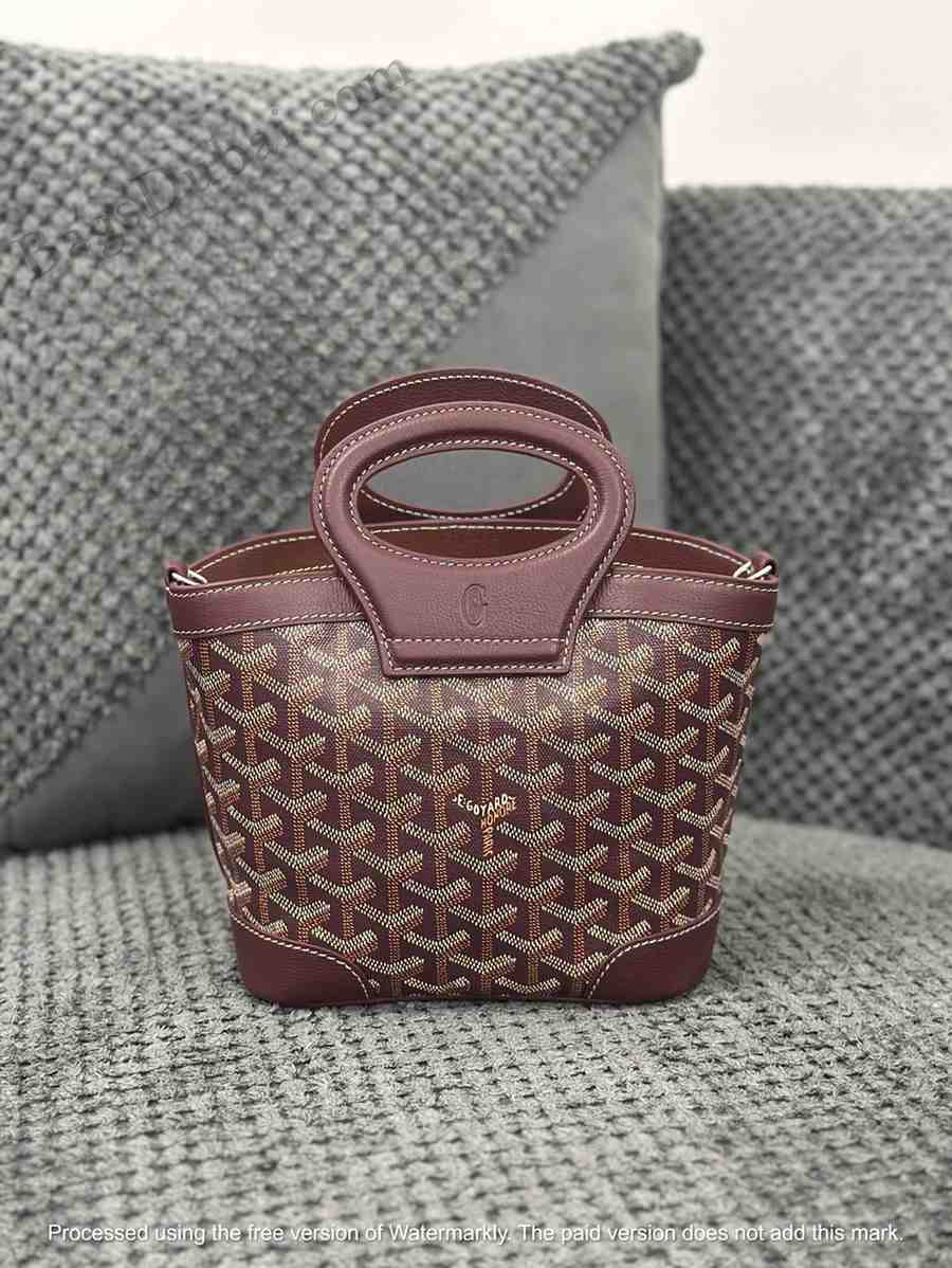 Goyard Mini Bag Beluga Goyardine Canvas And Chevroches Calfskin Chocolate